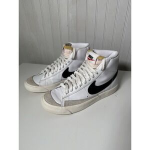 Nike‎ Blazer Mid '77 Vintage Shoes Women's 7 White Black Basketball